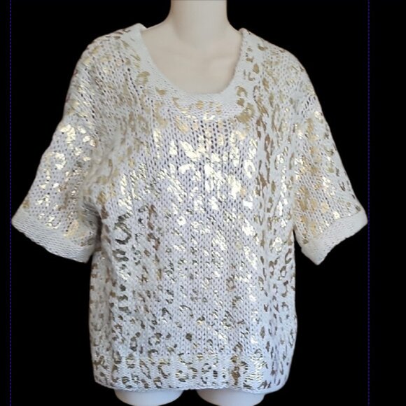 Charlotte Russe Tops - Charlotte Russe Women's White and Gold Knit Top wool blend